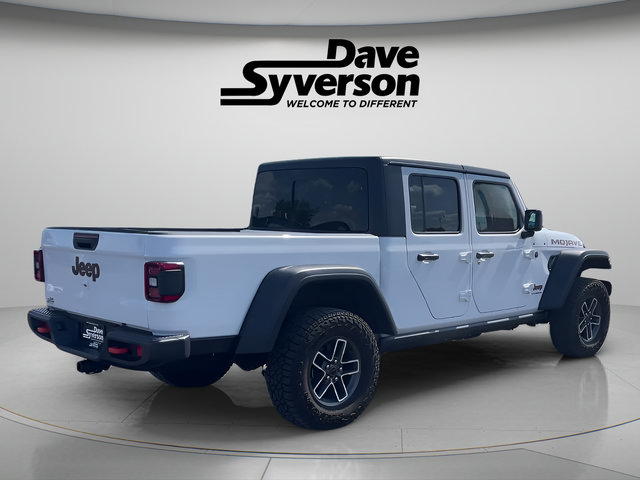 Used 2026 Jeep Gladiator Mojave AWD/4WD image 5