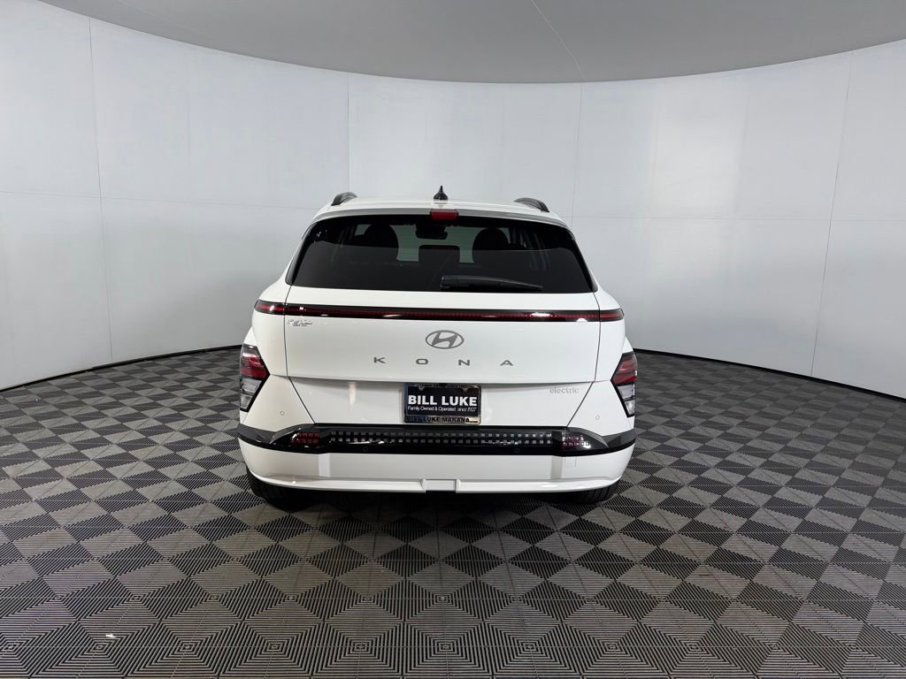 Used 2025 Hyundai Kona Limited FWD image 9