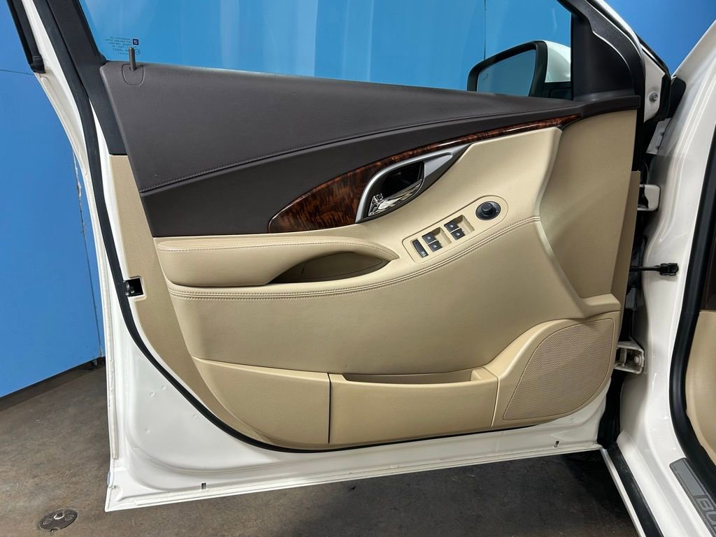 Used 2013 Buick LaCrosse Premium w/ Driver Confidence Package image 32