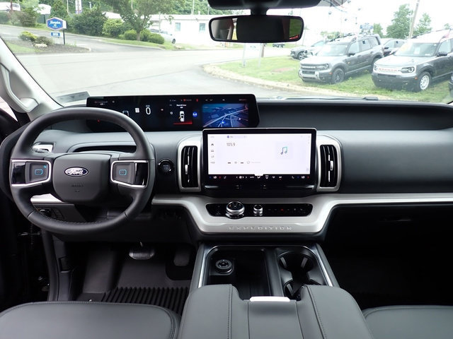 New 2026 Ford Expedition Max Active AWD/4WD image 14