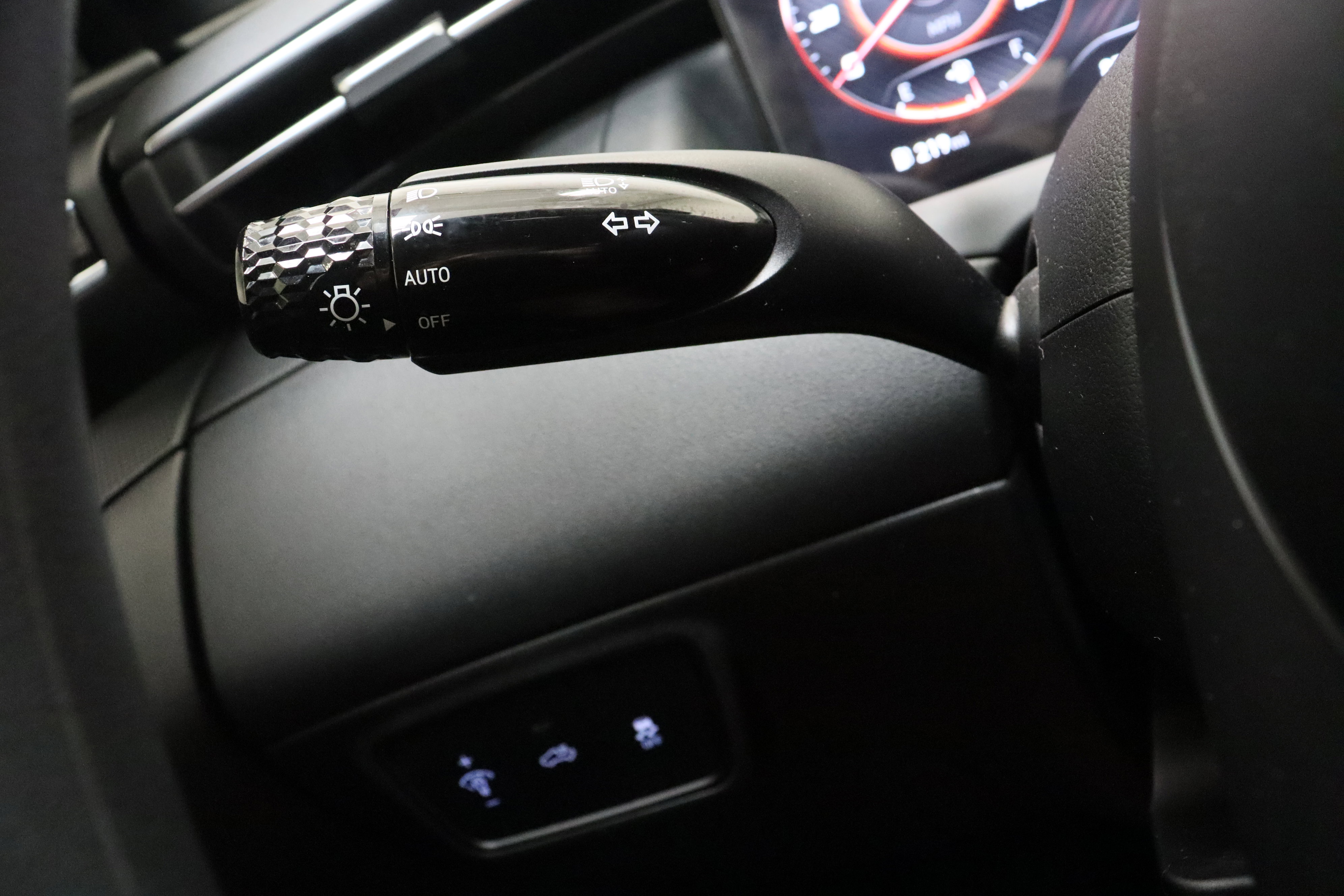 Used 2024 Hyundai Santa Cruz SEL w/ Activity Package FWD image 27