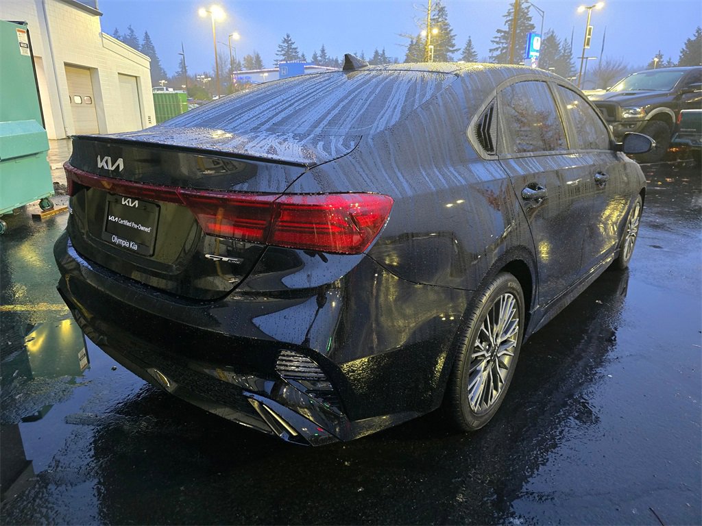 Used 2024 Kia Forte GT-Line w/ GT-Line Premium Package image 4