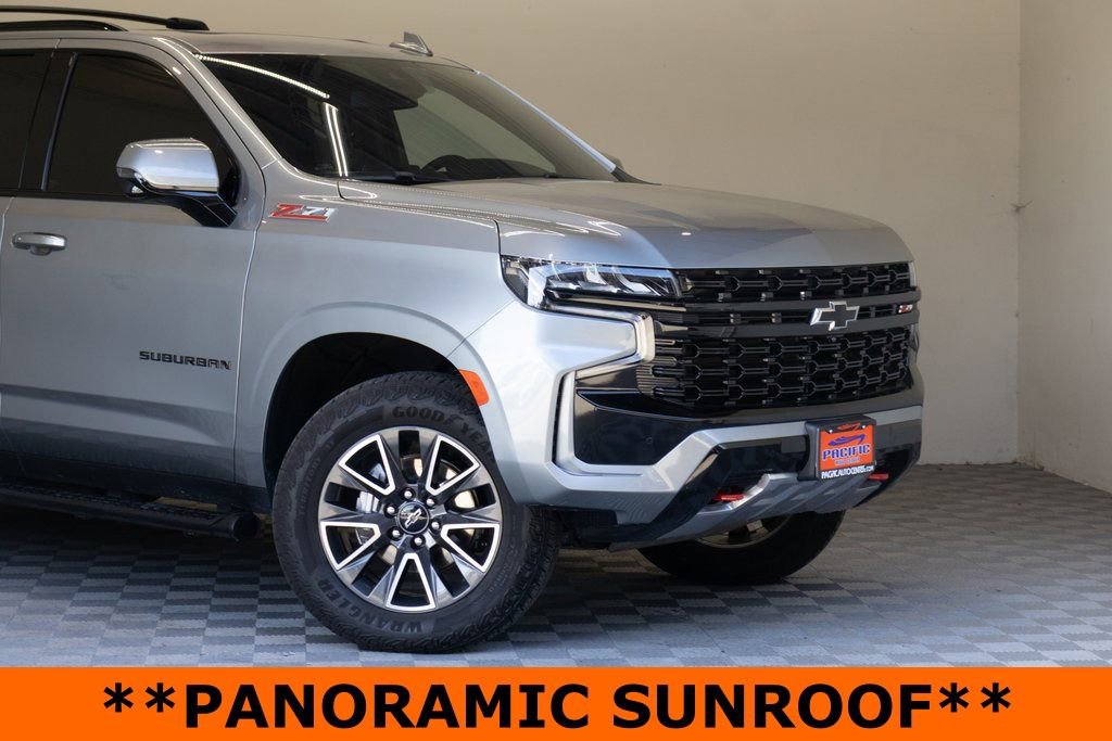 Used 2024 Chevrolet Suburban Z71 w/ Luxury Package image 3