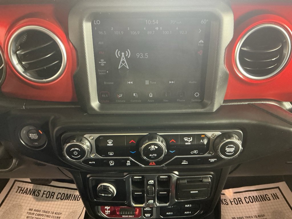Used 2022 Jeep Wrangler Unlimited Rubicon w/ LED Lighting Group AWD/4WD image 25
