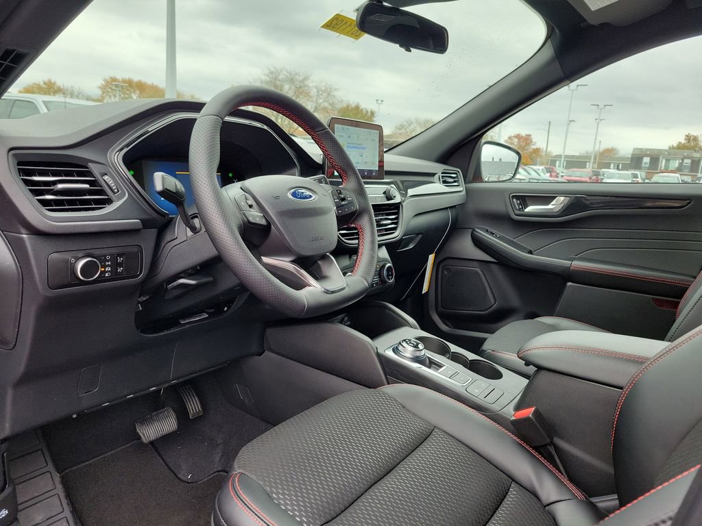 New 2026 Ford Escape ST-Line w/ Cold Weather Package image 20