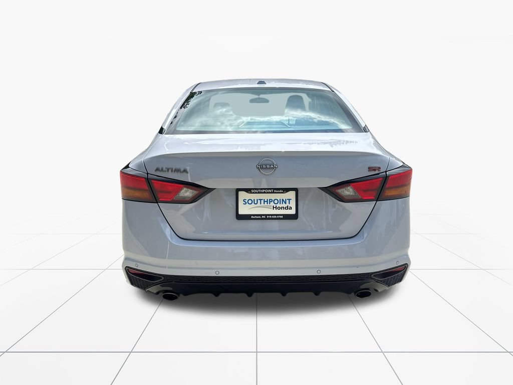 Used 2025 Nissan Altima 2.5 SR FWD image 7
