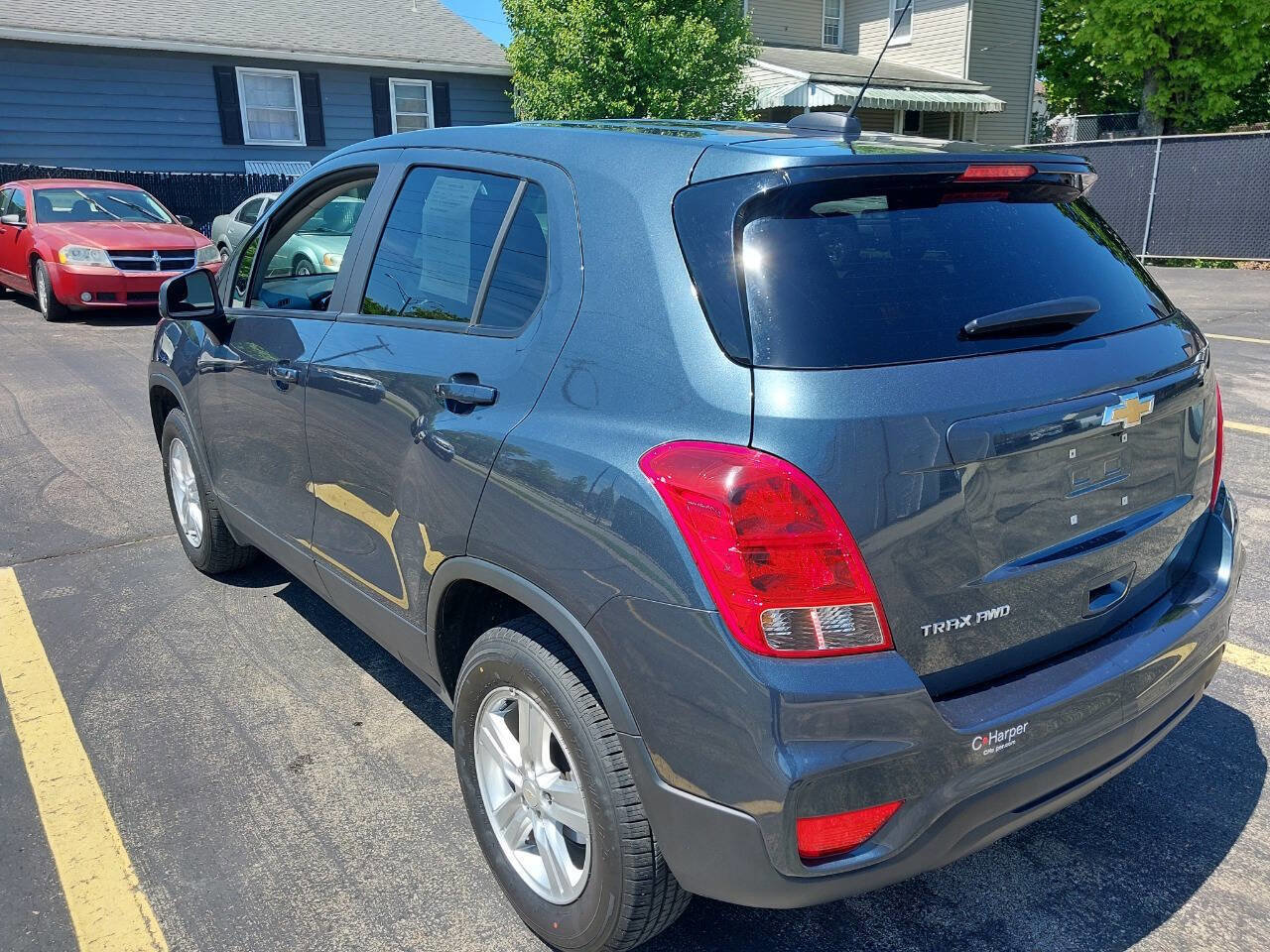 Used 2022 Chevrolet Trax LS w/ Tint and Cruise Package image 3