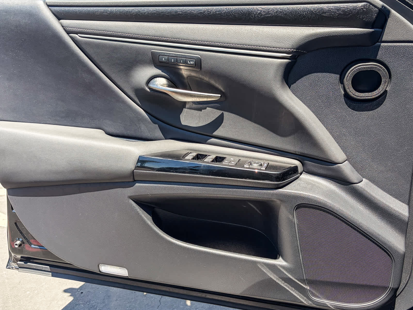 Used 2022 Lexus ES 350 w/ Premium Package FWD image 20