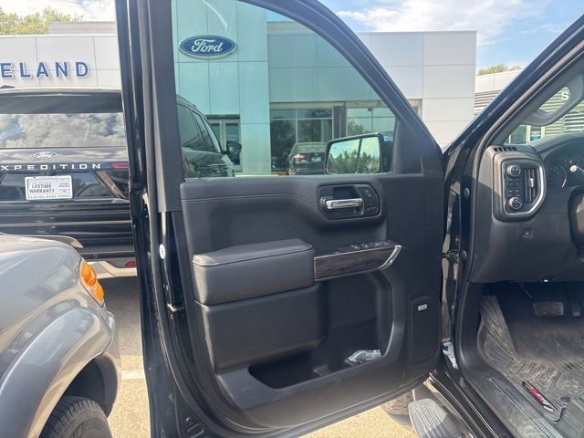 Used 2022 Chevrolet Silverado 1500 LTZ image 13