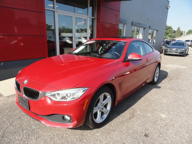 Used 2015 BMW 428i xDrive Coupe w/ Technology Package AWD/4WD image 2