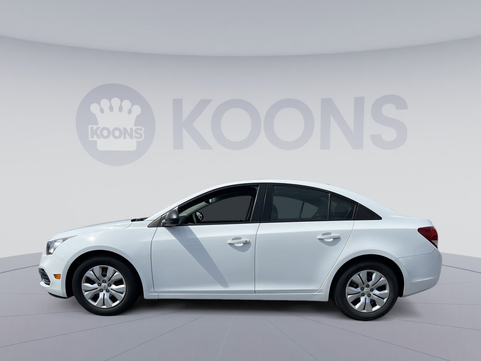 Used 2015 Chevrolet Cruze LS image 2