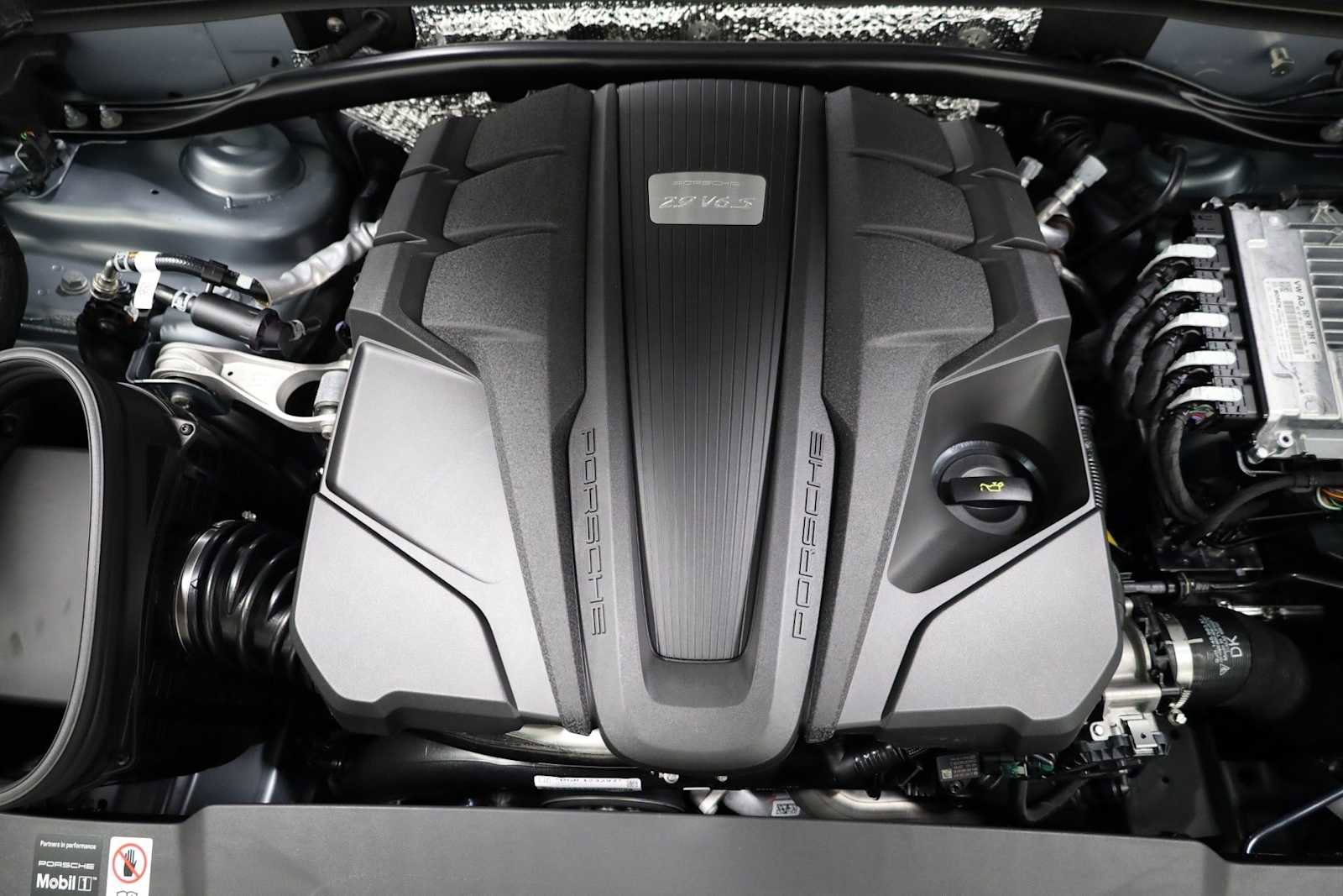 New 2026 Porsche Macan S image 42