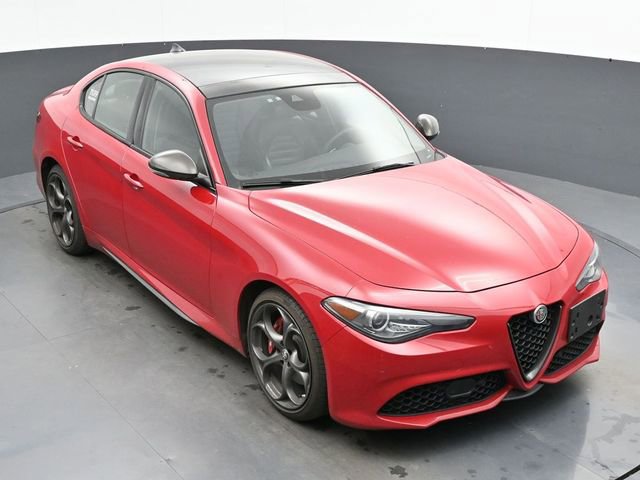 Used 2019 Alfa Romeo Giulia Ti image 18