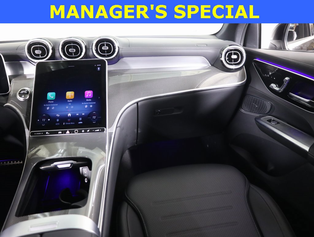 Used 2025 Mercedes-Benz GLC 300 4MATIC image 34