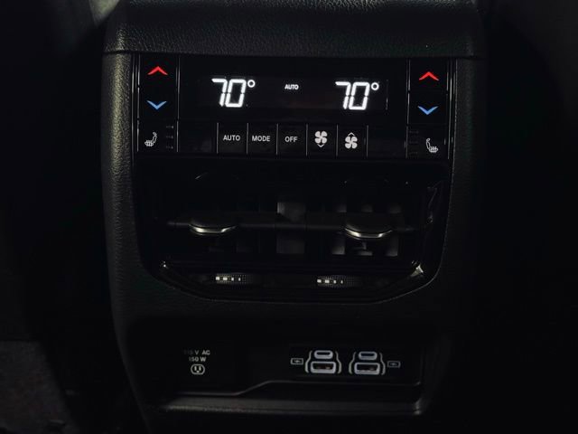 Used 2023 Jeep Grand Cherokee Overland w/ Adv Protech Group III image 24