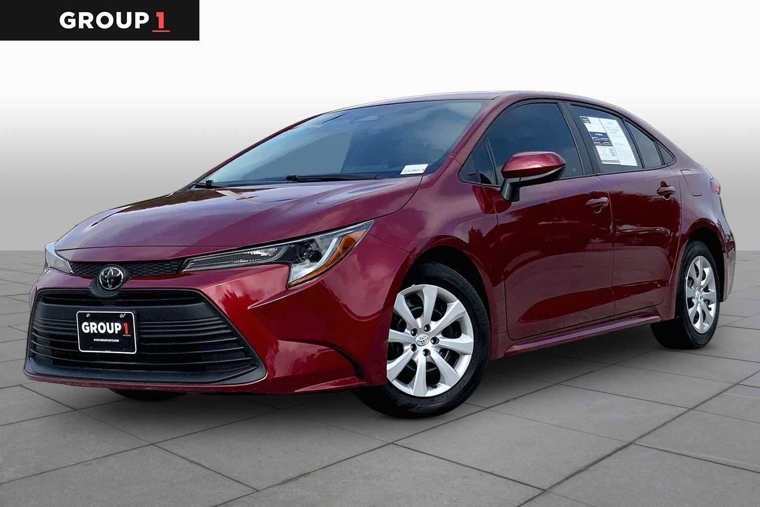 Used 2024 Toyota Corolla LE image 1
