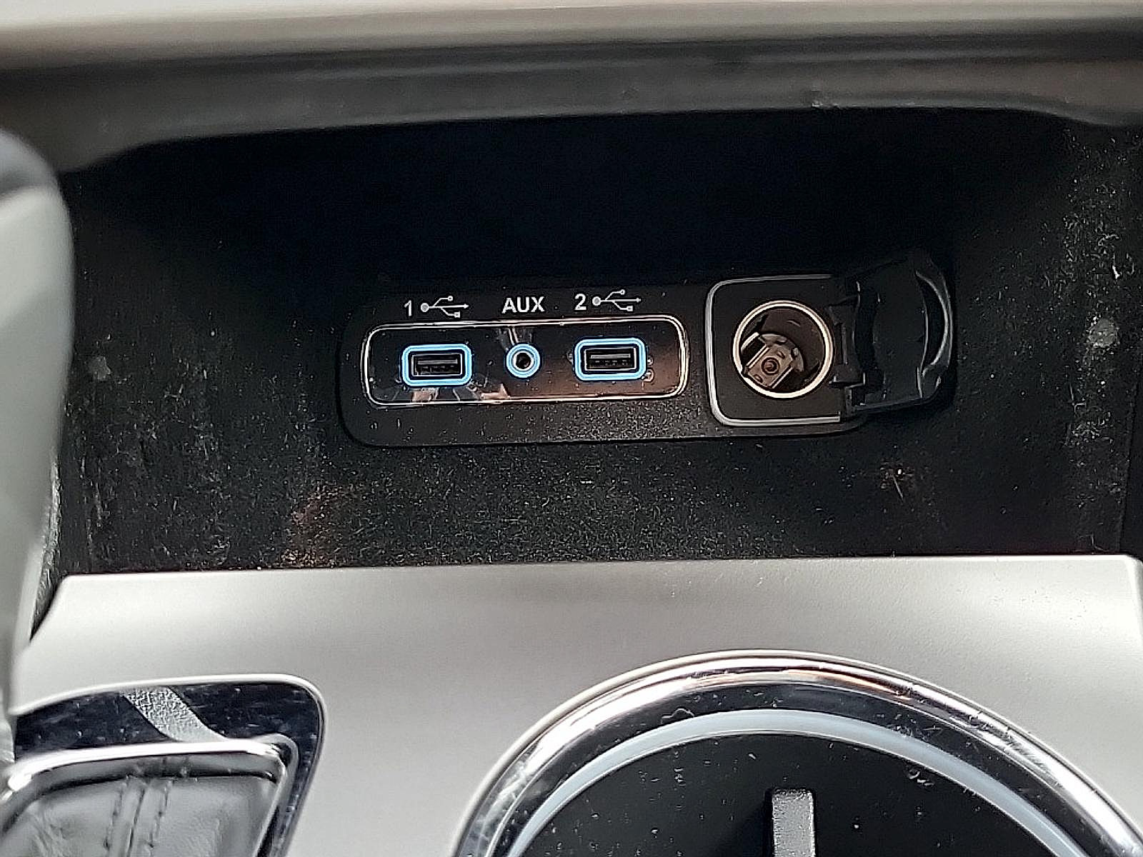 Used 2019 Jeep Grand Cherokee Altitude AWD/4WD image 27