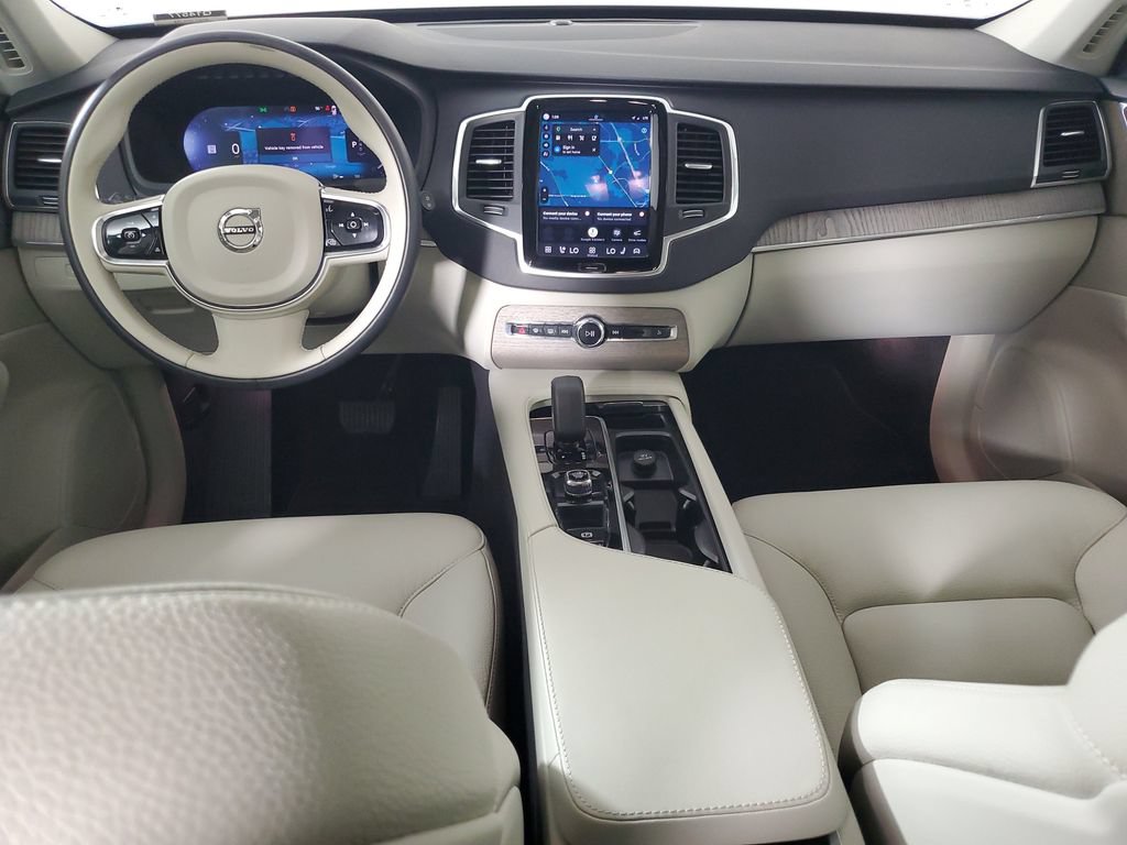 Certified 2023 Volvo XC90 B6 Core w/ Protection Package Premier AWD/4WD image 17