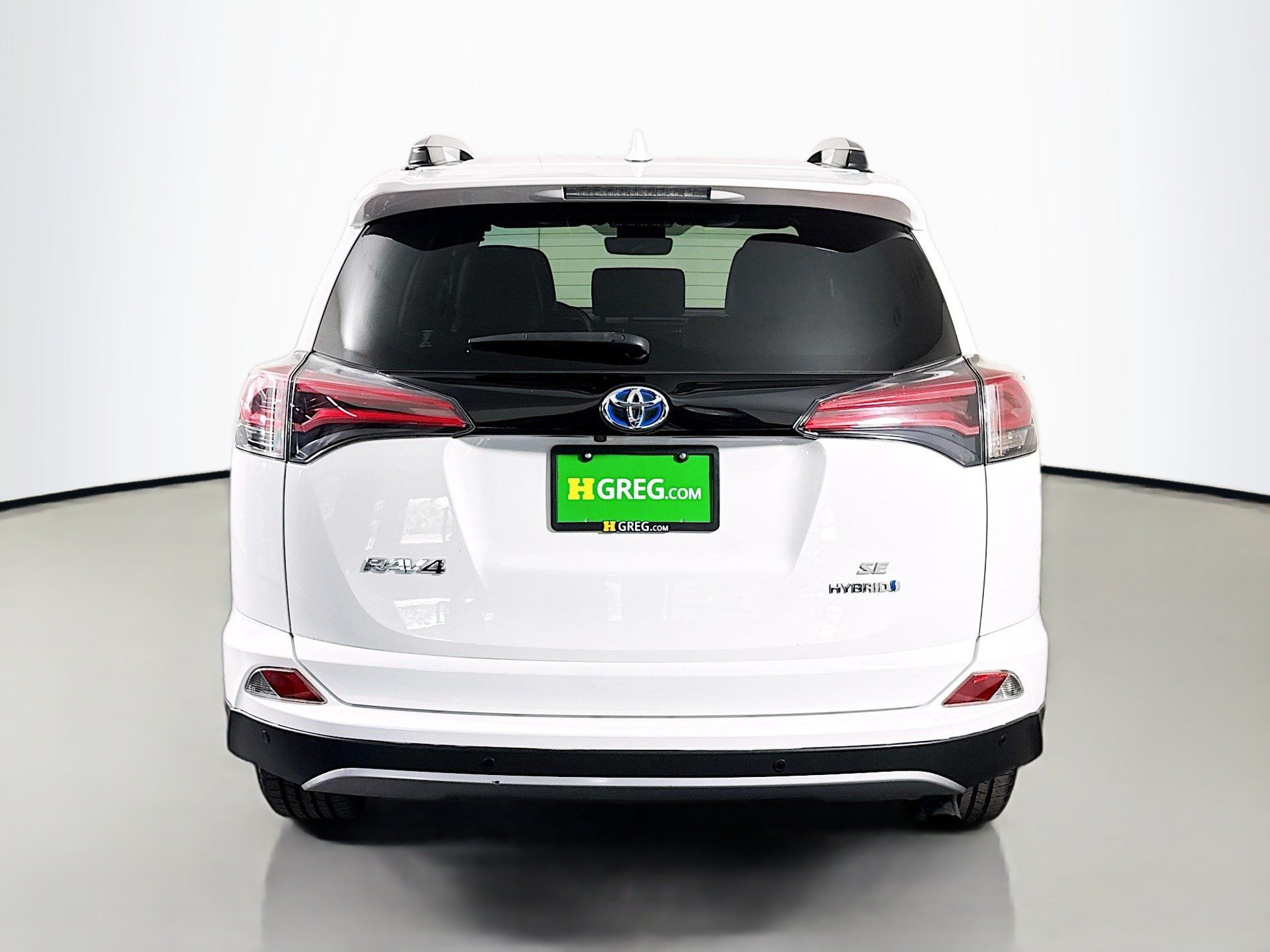Used 2018 Toyota RAV4 SE w/ Advanced Technology Package AWD/4WD image 8