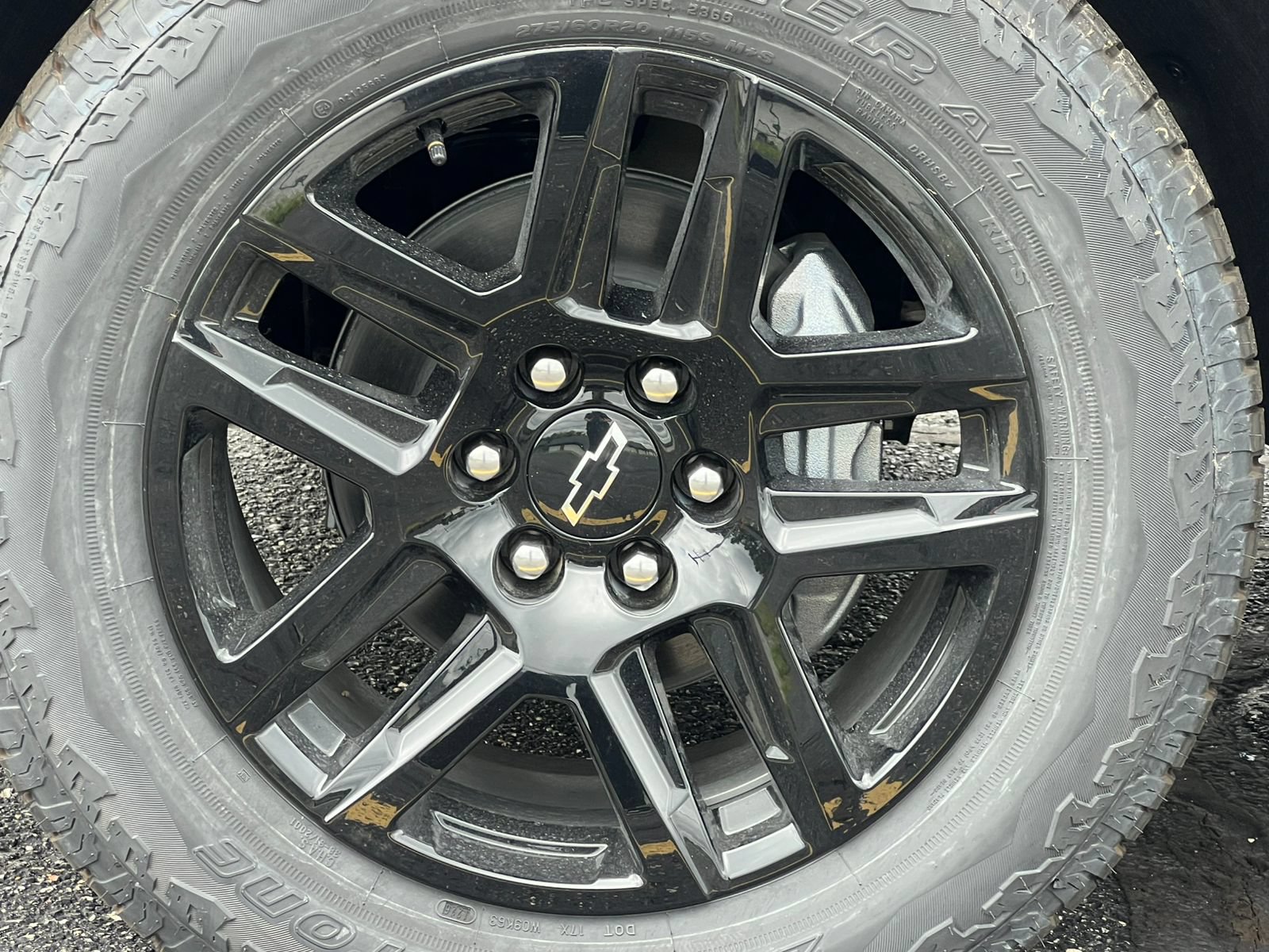 New 2026 Chevrolet Silverado 1500 RST w/ Dark Appearance Package AWD/4WD image 6
