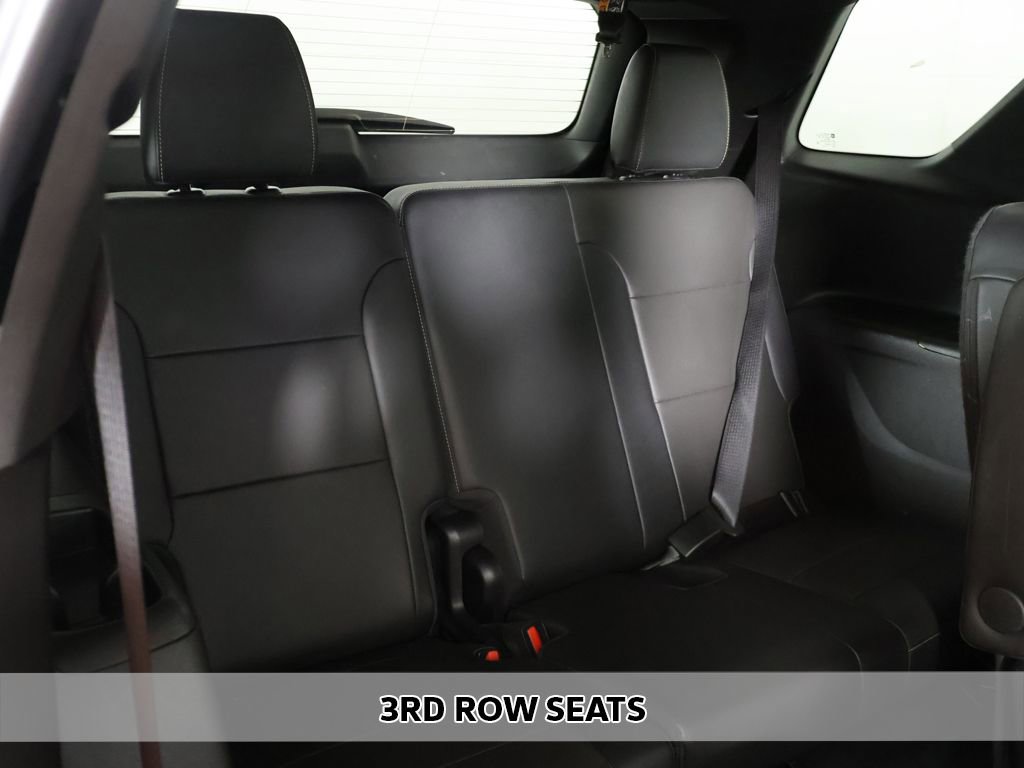 Used 2023 Chevrolet Traverse Premier AWD/4WD image 12