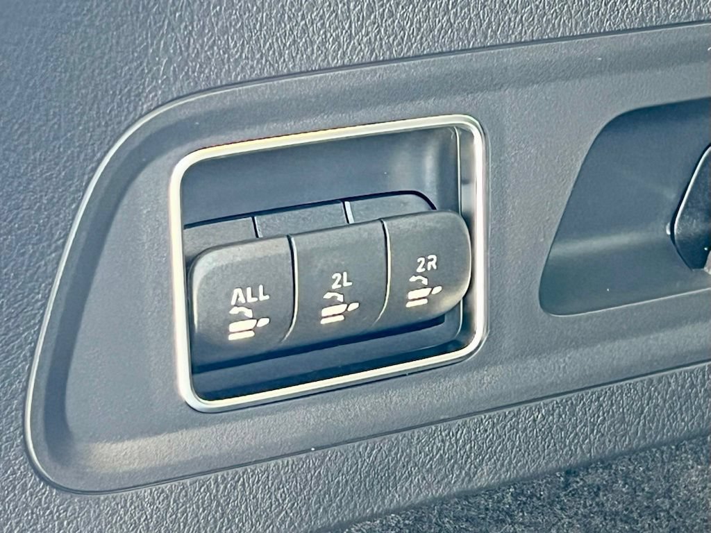 Certified 2026 Mercedes-Benz GLS 450 4MATIC image 35