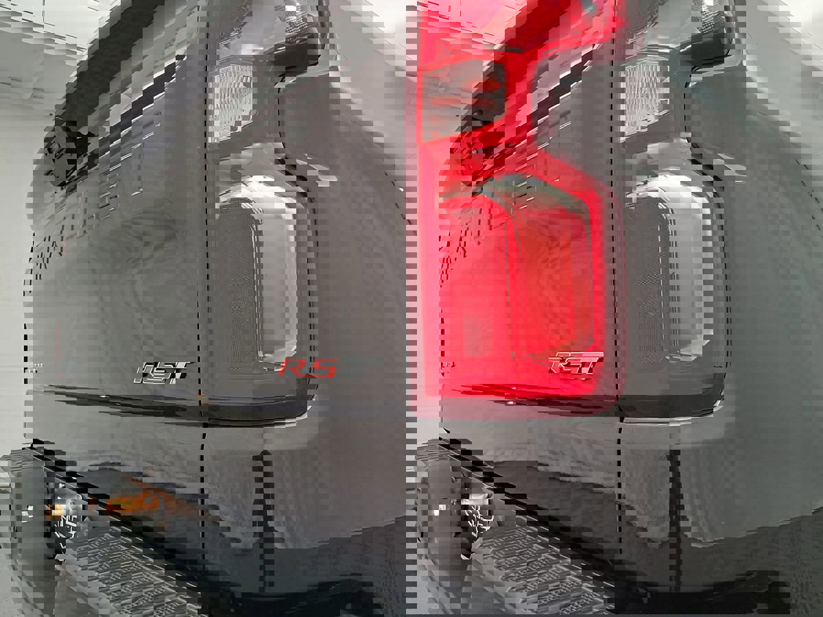 Used 2019 Chevrolet Silverado 1500 RST image 6