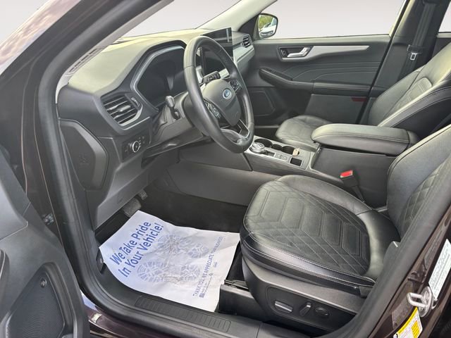 Certified 2023 Ford Escape Platinum w/ Premium Technology Package image 9