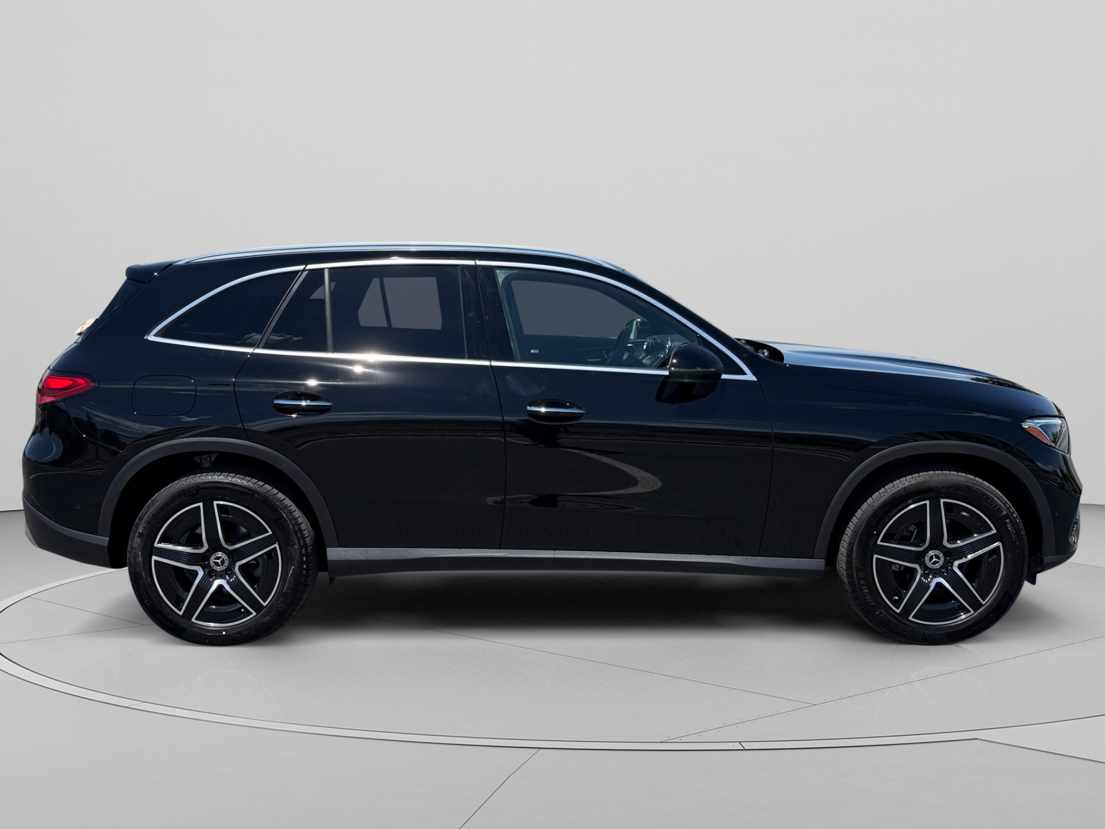 Certified 2026 Mercedes-Benz GLC 300 4MATIC image 6
