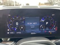 Used 2025 Chevrolet Tahoe LT image 27