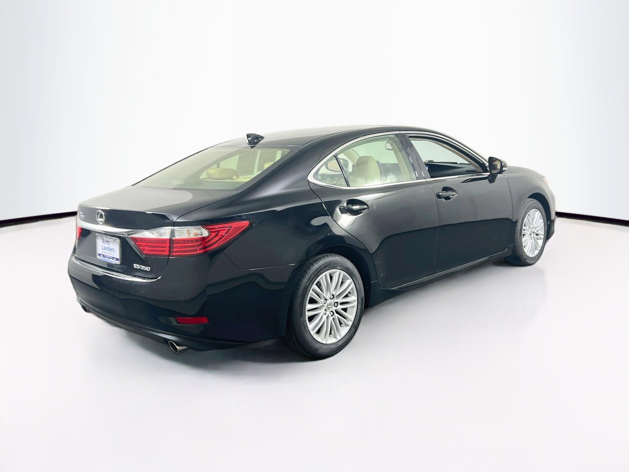 Used 2015 Lexus ES 350 w/ Luxury Package FWD image 5