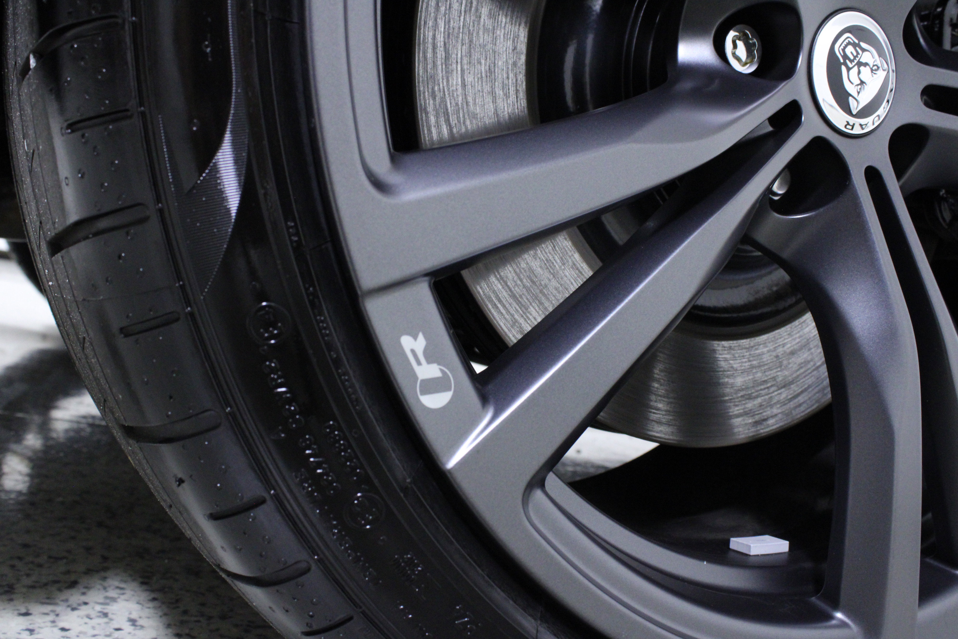 New 2024 Jaguar F-TYPE R image 12