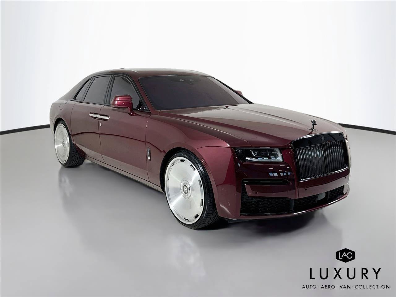 Used 2023 Rolls-Royce Ghost Black Badge AWD/4WD image 2