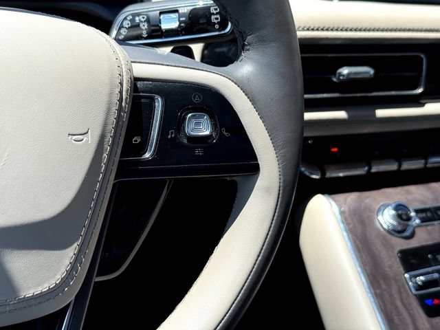 Certified 2023 Lincoln Aviator Black Label w/ Dynamic Handling Package AWD/4WD image 16