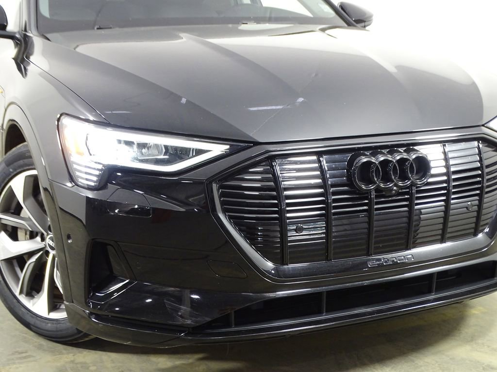 Used 2021 Audi e-tron Premium Plus image 46