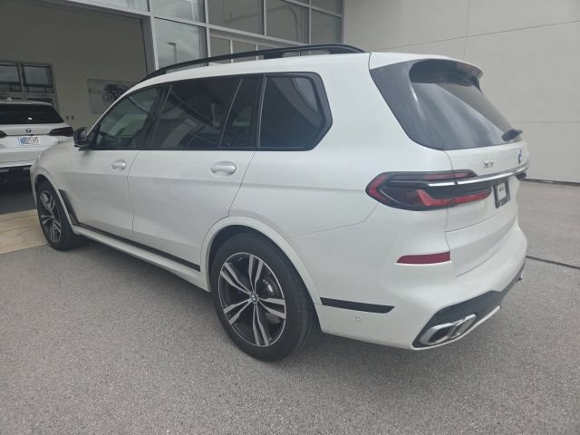 Certified 2024 BMW X7 M60i w/ Executive Package AWD/4WD image 5