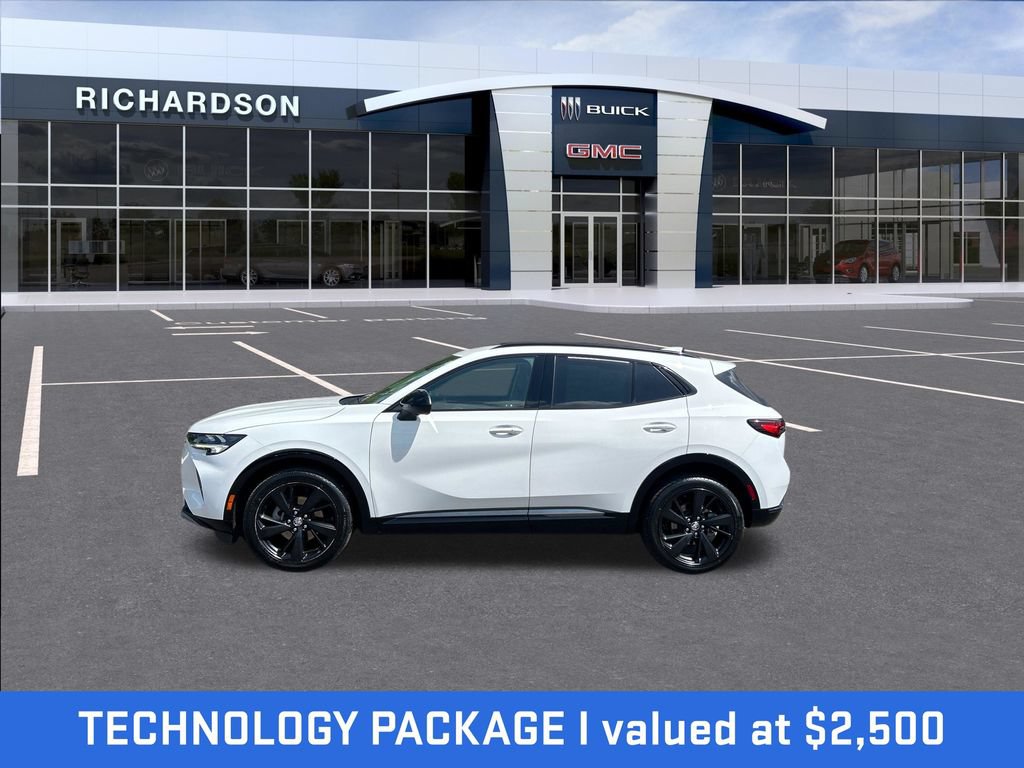 Used 2022 Buick Envision Essence w/ Technology Package I FWD image 2