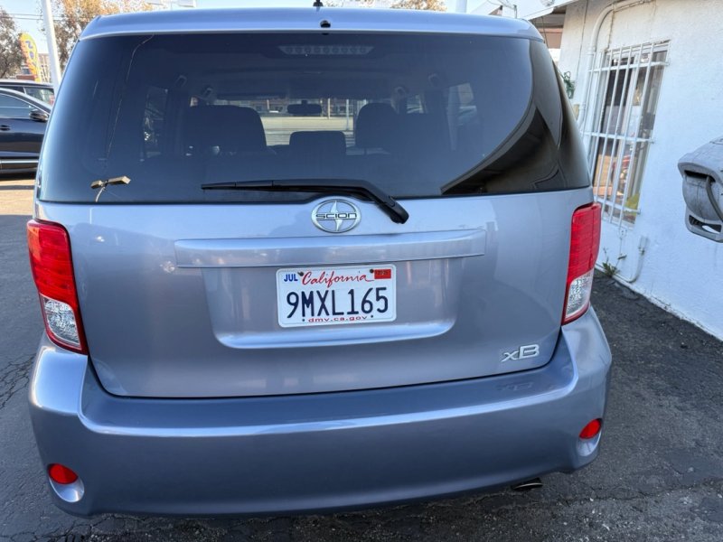 Used 2012 Scion xB image 8
