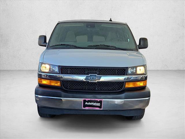 Used 2020 Chevrolet Express 3500 LT w/ LT Preferred Equipment Group RWD image 2