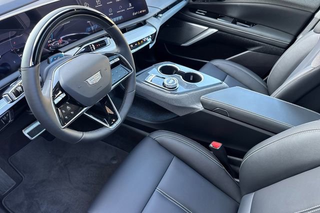 New 2026 Cadillac Optiq Sport 1 w/ LPO, Floor Liner Package image 10