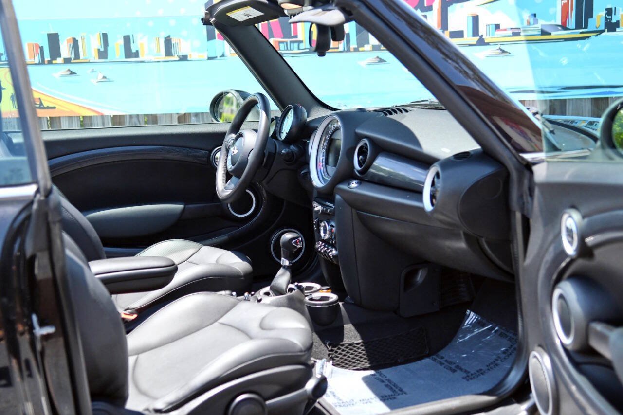 Used 2015 MINI Cooper S FWD image 33