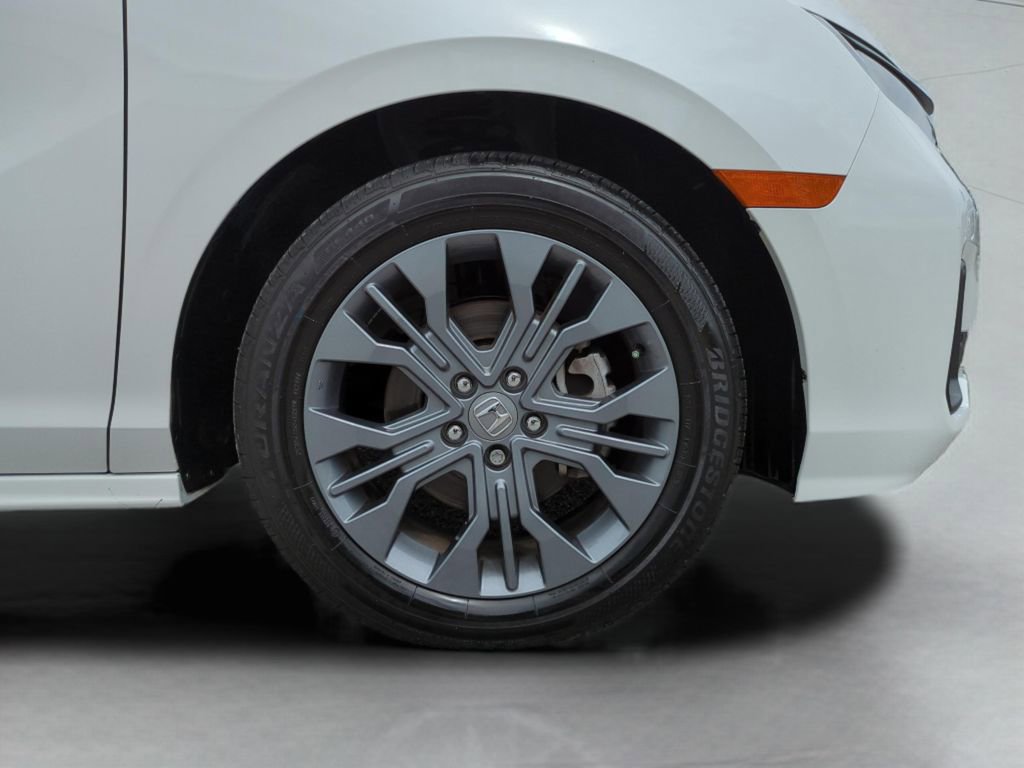 Used 2025 Honda Odyssey Touring image 10
