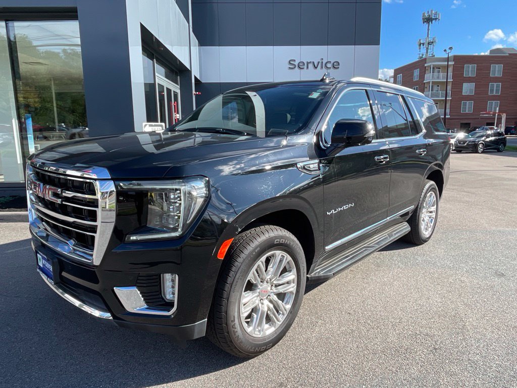 Used 2022 GMC Yukon SLT w/ SLT Premium Package AWD/4WD image 2