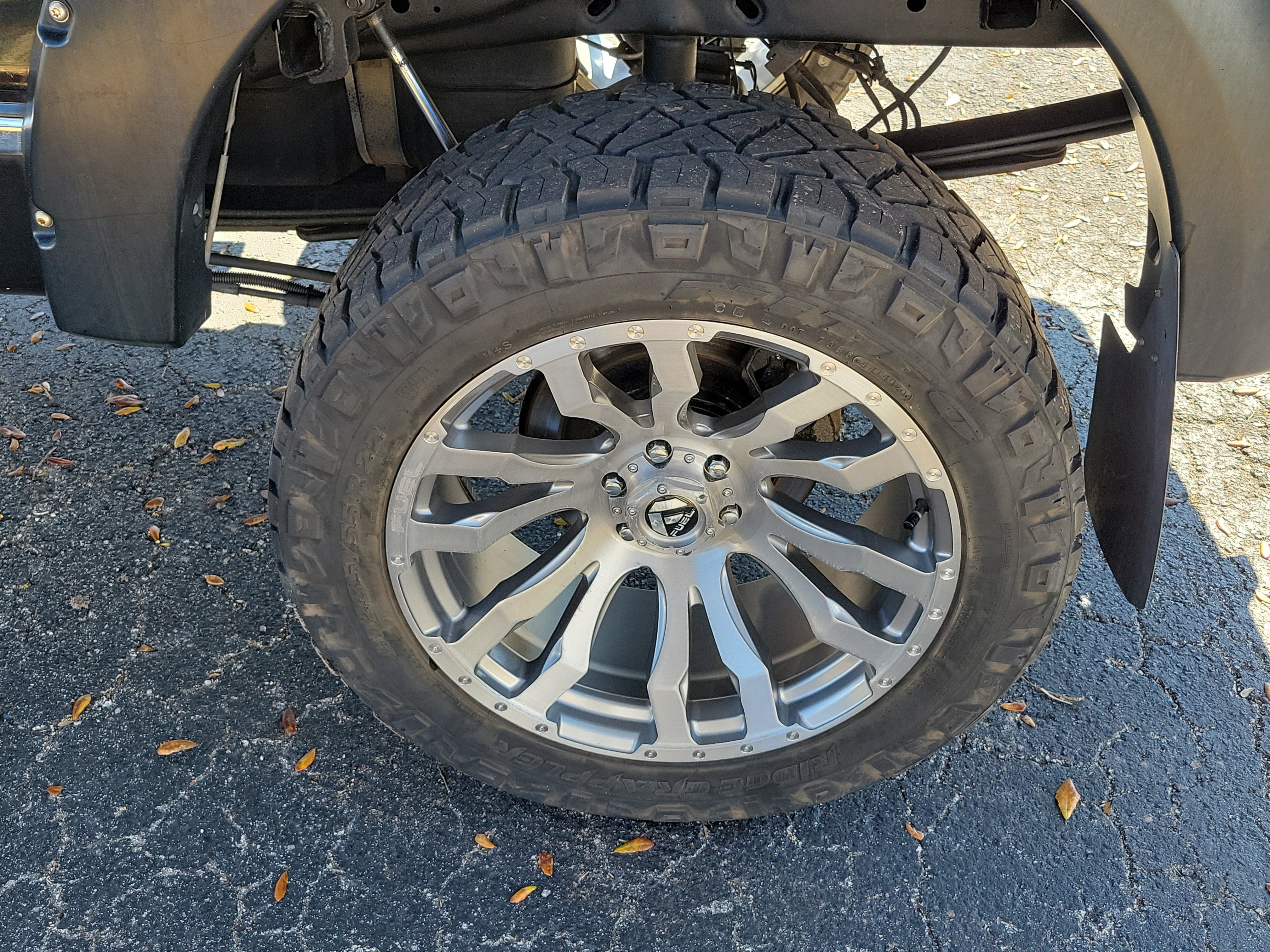 Used 2013 Ford F150 Platinum image 32