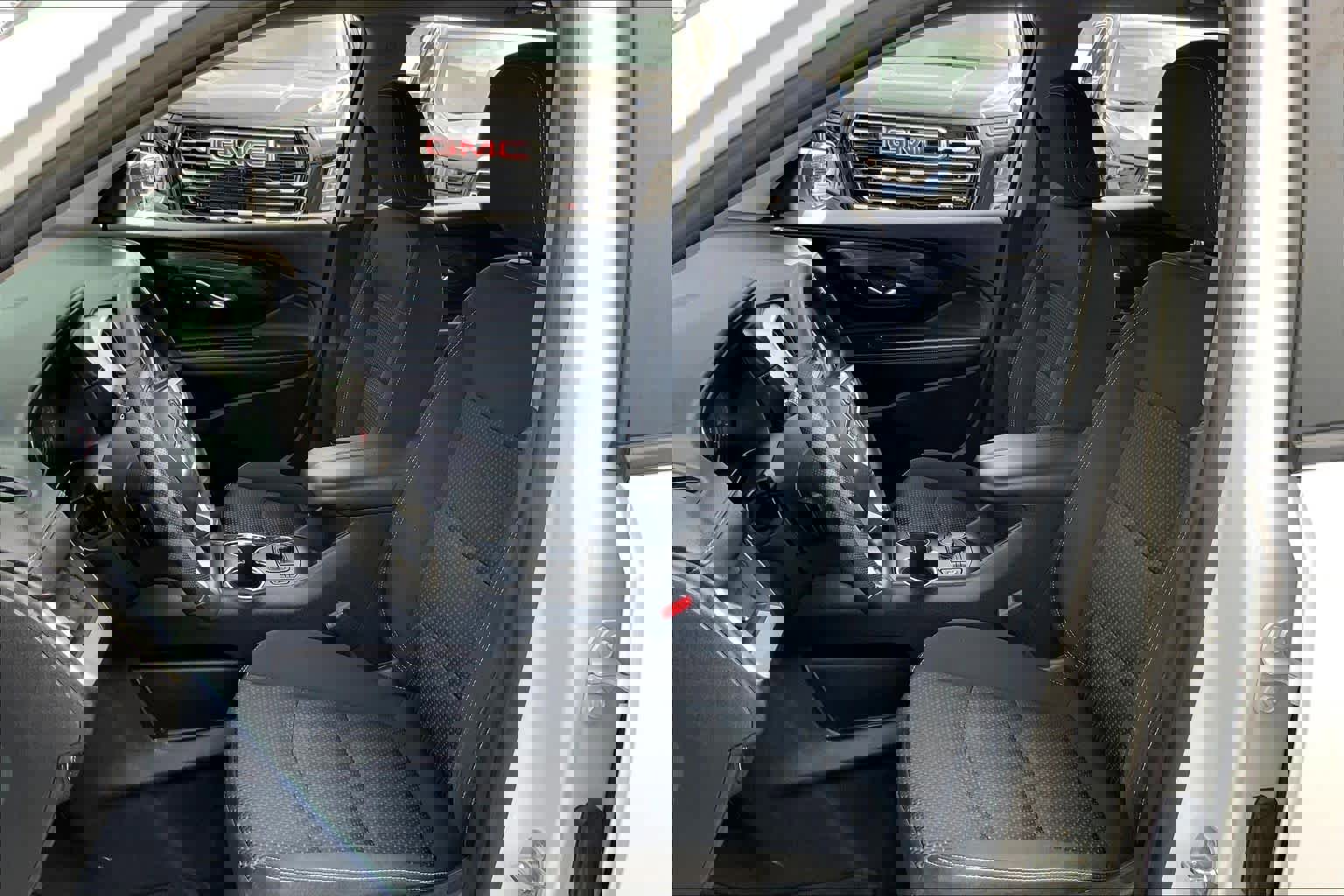 Certified 2022 GMC Terrain SLE w/ Driver Convenience Package image 7