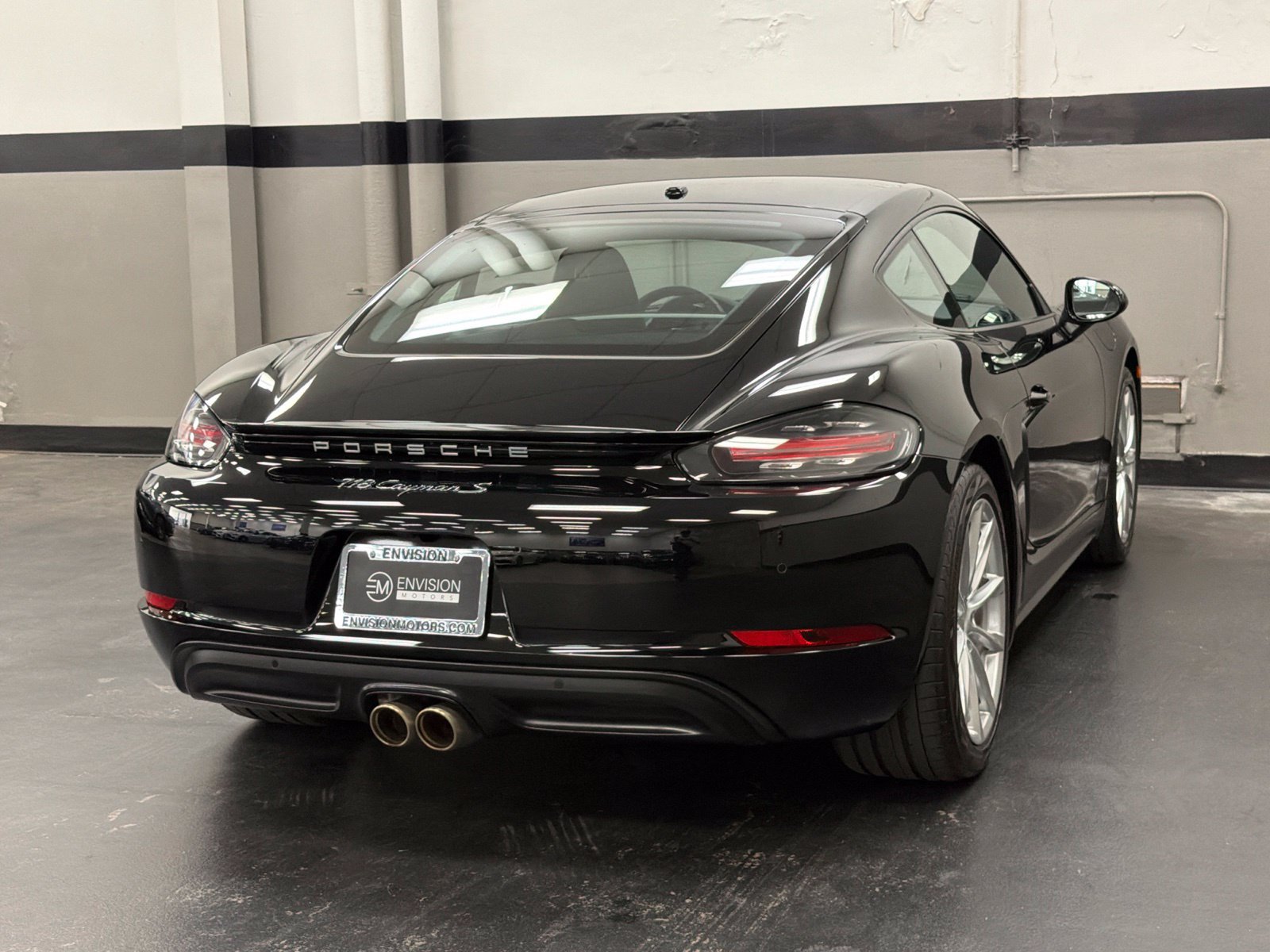 Used 2024 Porsche 718 Cayman S RWD image 12