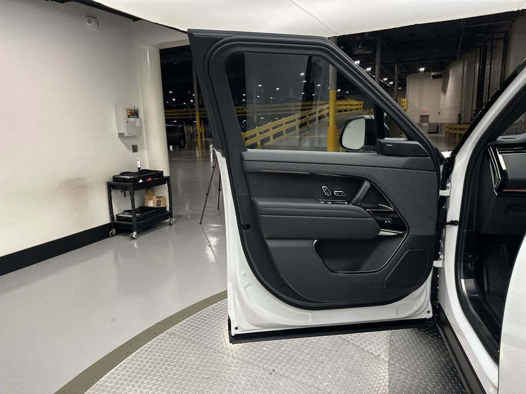 Used 2023 Land Rover Range Rover Sport SE image 12