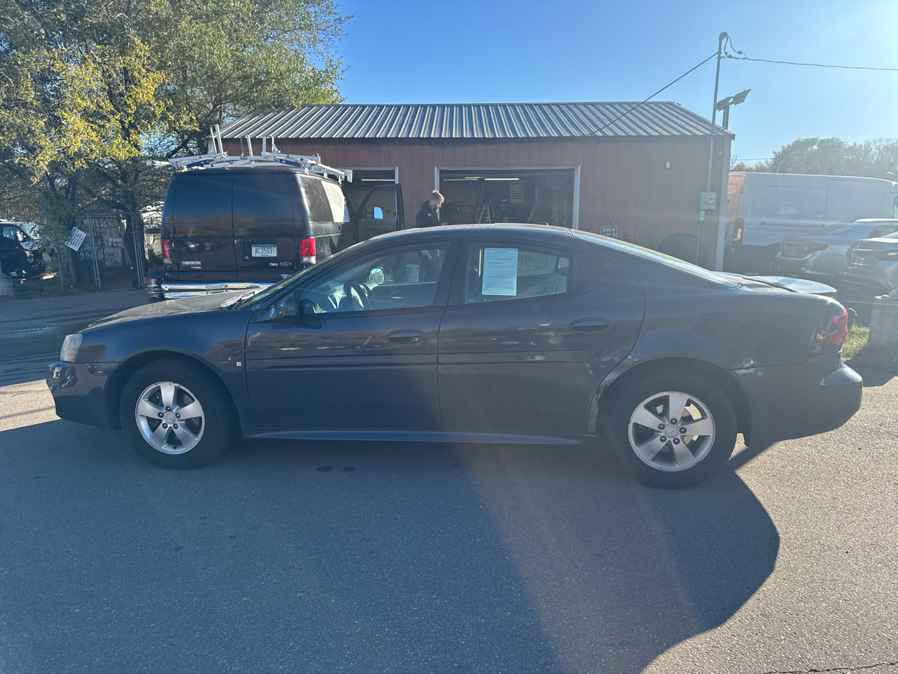 Used 2008 Pontiac Grand Prix w/ Premium Package image 8