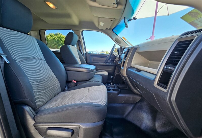 Used 2011 RAM 2500 ST w/ ST Popular Equipment Group AWD/4WD image 13