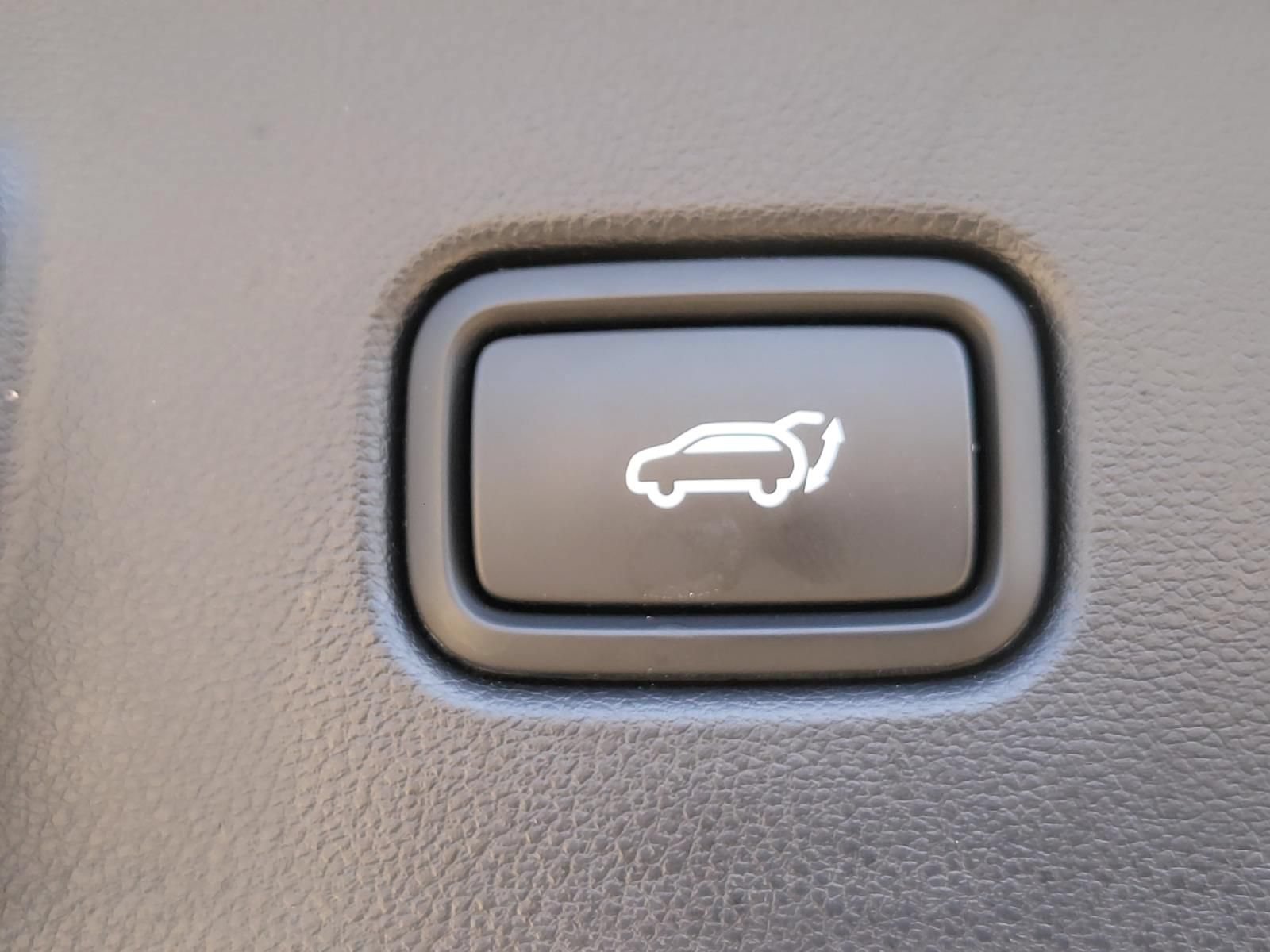 Certified 2024 Hyundai Tucson Limited FWD image 11